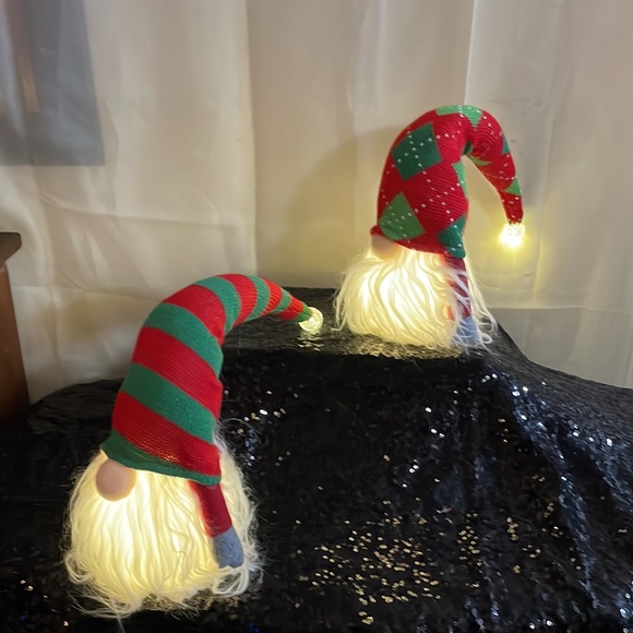 Aberlls (Set of 2) - Merry
Christmas 7” W X 18” H Lighted Holiday Plush… - Picture 10 of 16